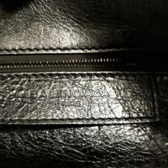 Classic Balenciaga Metallic Silver Bag - Picture 3 of 6